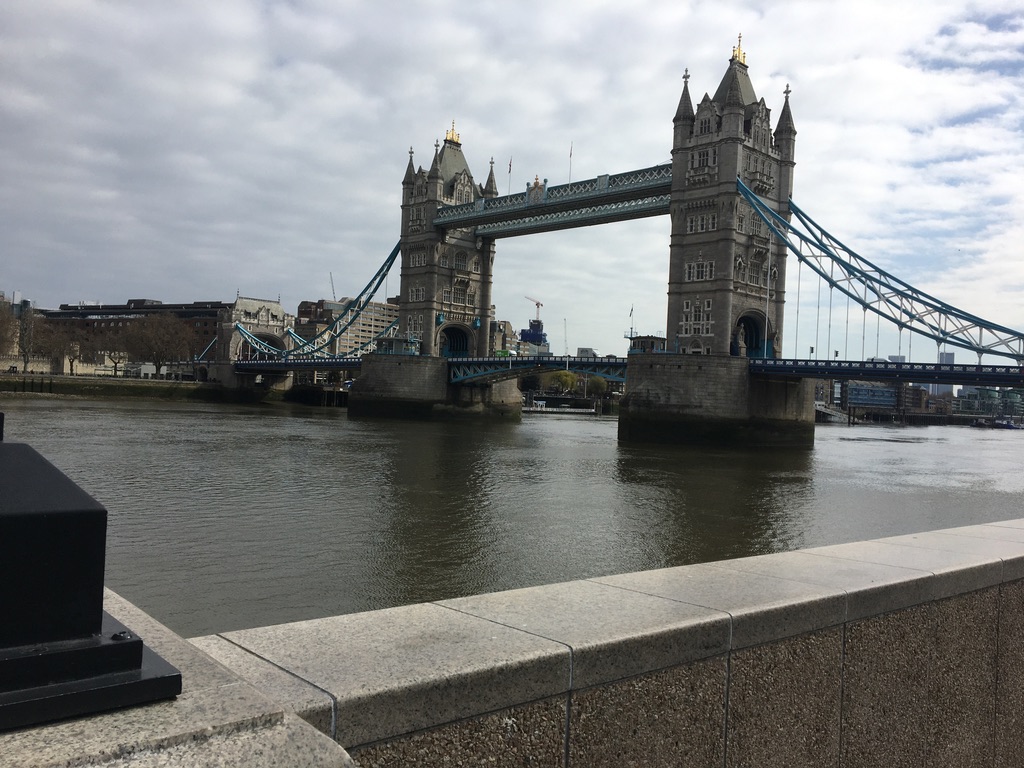 5D89653A-EA4E-46B6-95F0-F8CE65F52AA3_1_105_c